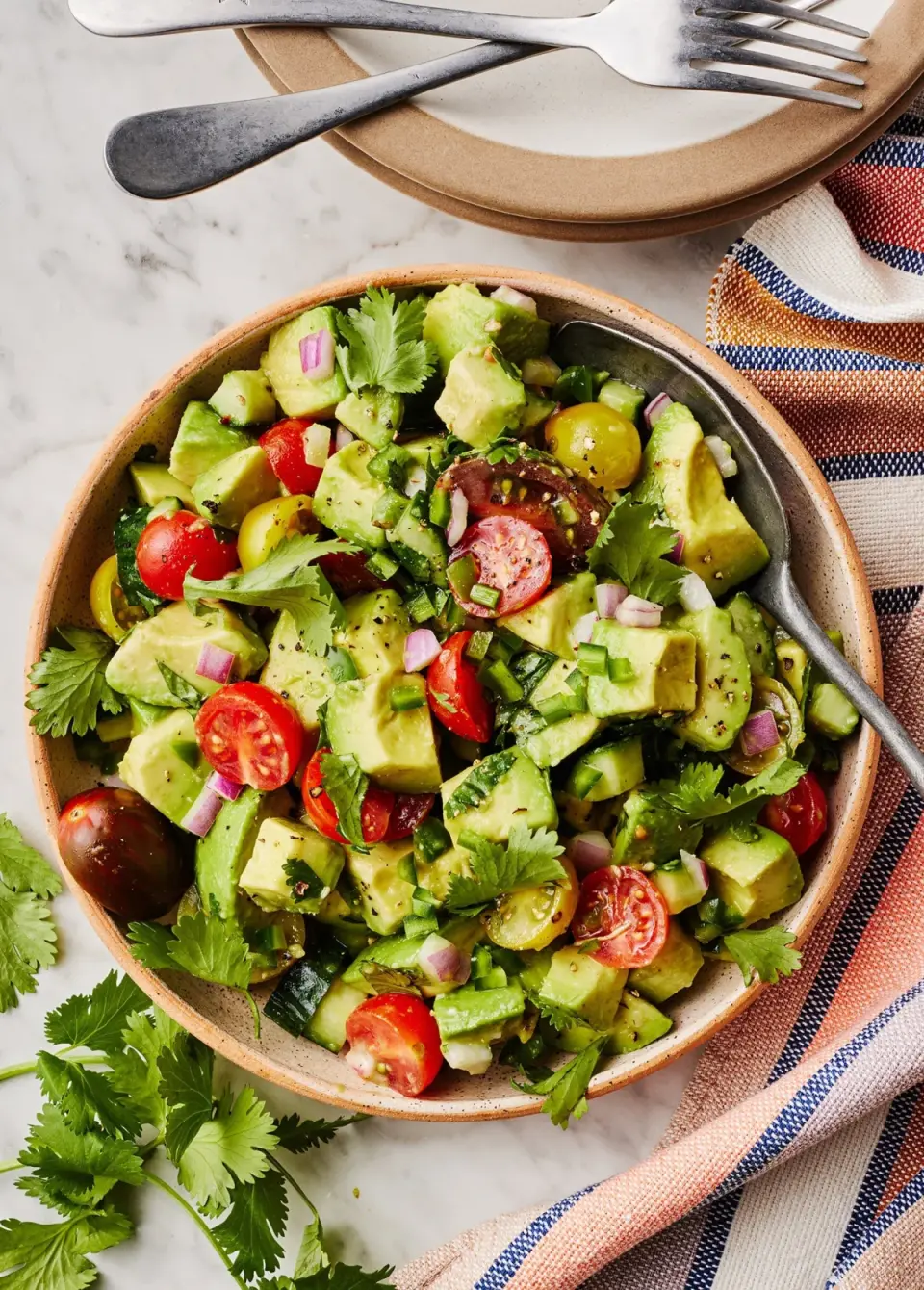 Avocado salad 1.1920x0